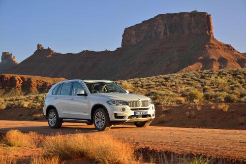 BMW X5 (2014) - picture 25 of 66