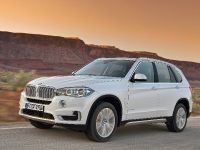BMW X5 (2014) - picture 2 of 66