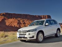 BMW X5 (2014) - picture 5 of 66