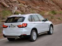 BMW X5 (2014) - picture 8 of 66