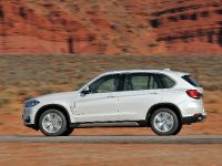 BMW X5 (2014) - picture 13 of 66