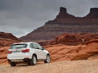 BMW X5 (2014) - picture 29 of 66