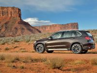 BMW X5 (2014) - picture 51 of 66