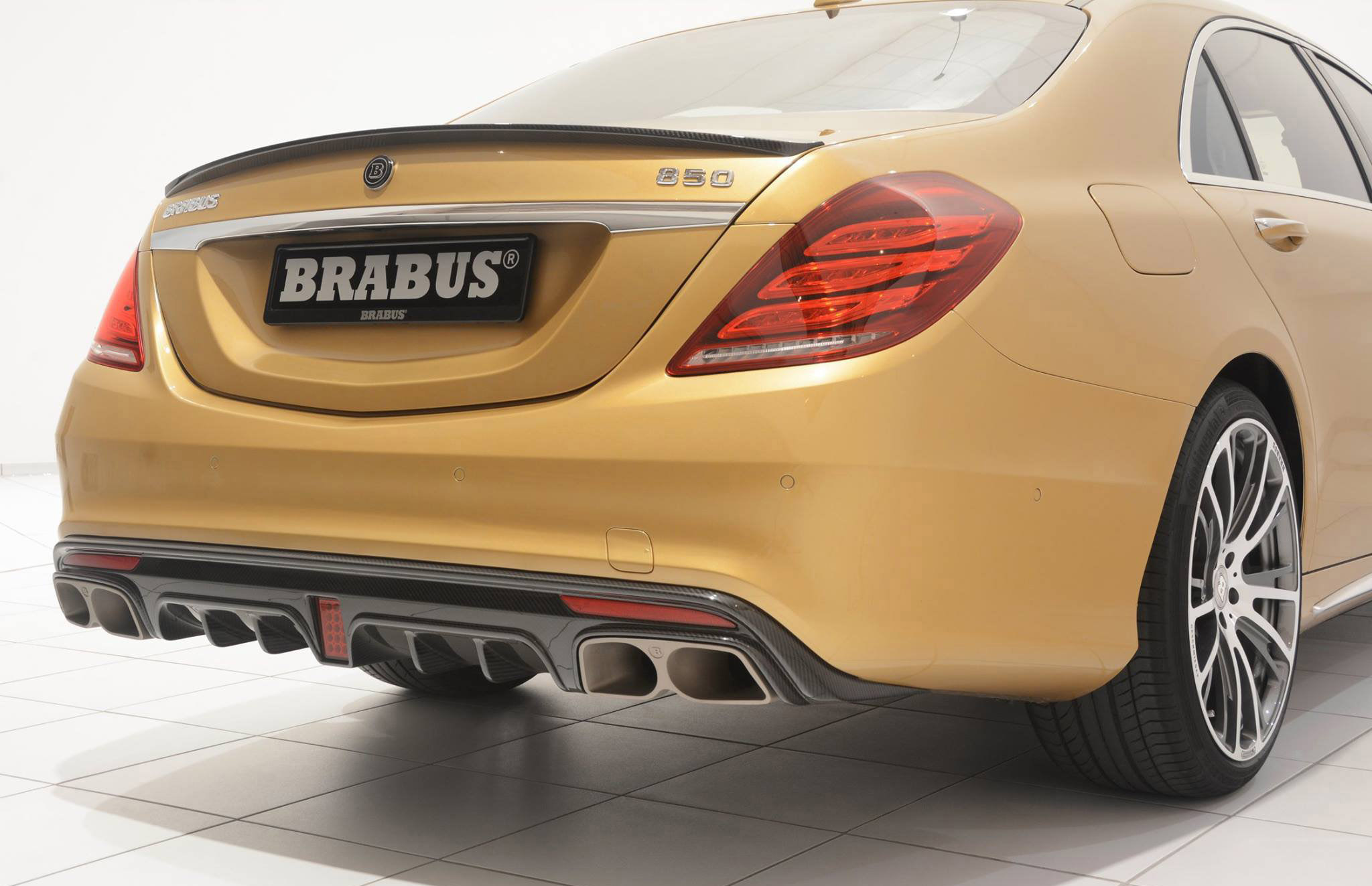 Brabus Mercedes-Benz s63 AMG