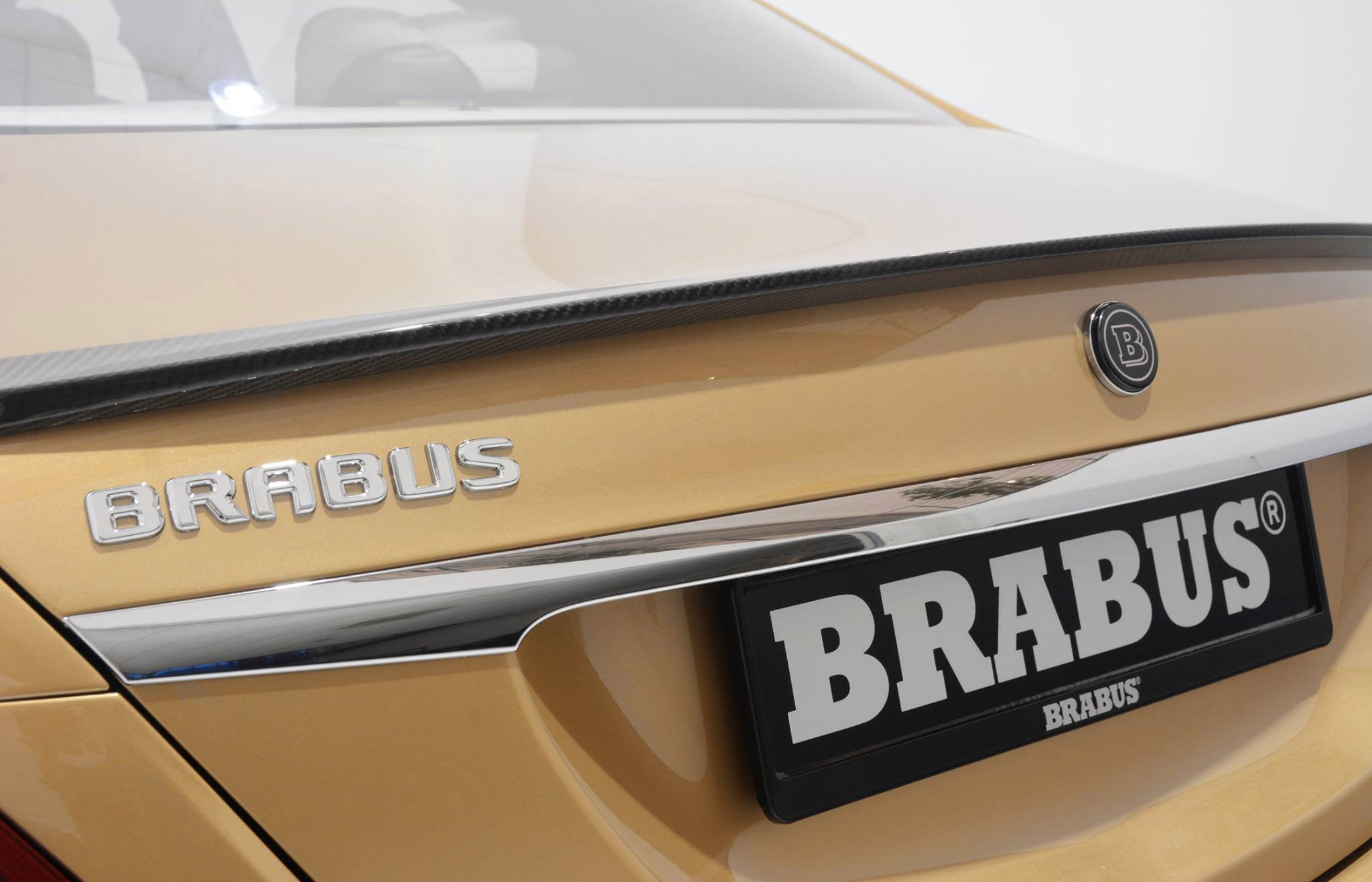 Brabus Mercedes-Benz s63 AMG