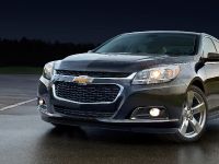 Chevrolet Malibu (2014) - picture 2 of 6