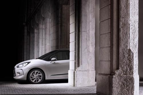 Citroen DS3 Facelift (2014) - picture 17 of 25
