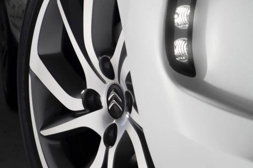 Citroen DS3 Facelift (2014) - picture 24 of 25