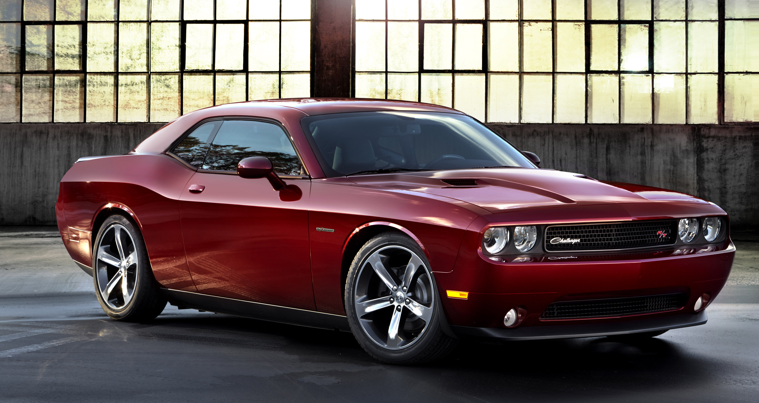 Dodge Challenger 100th Anniversary Edition