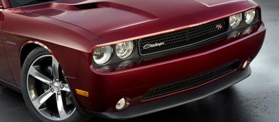 Dodge Challenger 100th Anniversary Edition (2014) - picture 15 of 17