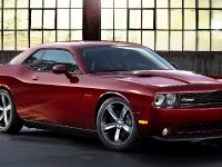 Dodge Challenger 100th Anniversary Edition (2014) - picture 2 of 17