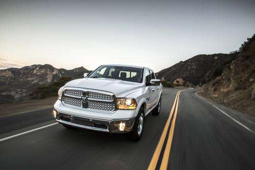 Dodge Ram 1500 EcoDiesel (2014) - picture 1 of 10