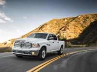 Dodge Ram 1500 EcoDiesel (2014) - picture 4 of 10