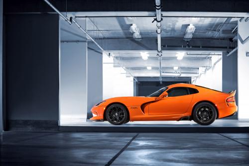 Dodge SRT Viper Time Attack Special Edition (2014) - picture 9 of 12
