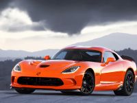 Dodge SRT Viper (2014) - picture 1 of 3