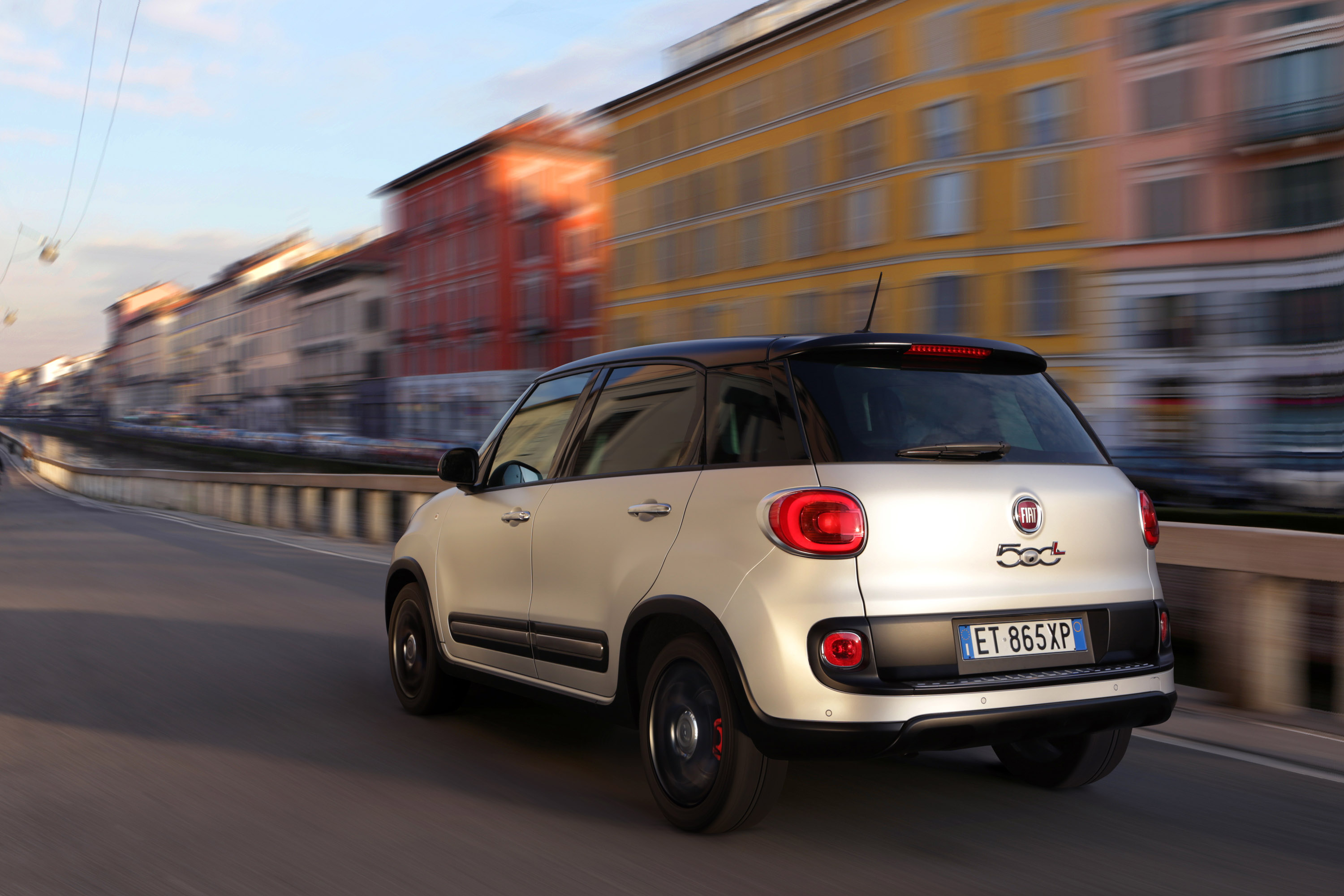 Fiat 500L Beats Edition