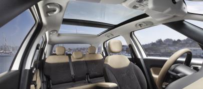 Fiat 500L Lounge (2014) - picture 12 of 20
