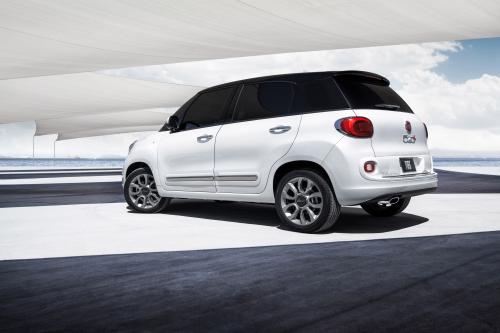 Fiat 500L Lounge (2014) - picture 8 of 20
