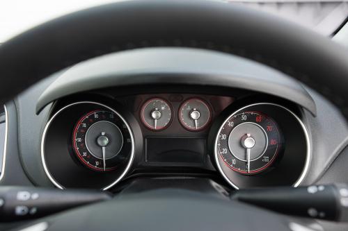 FIAT Punto Jet Black 2 (2014) - picture 9 of 10