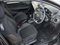 FIAT Punto Jet Black 2 (2014) - picture 8 of 10