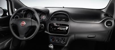 Fiat Punto Young (2014) - picture 4 of 6
