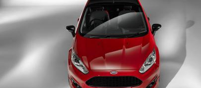 Ford Fiesta Red and Black Editions (2014) - picture 4 of 8