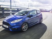 Ford Fiesta ST3 (2014) - picture 3 of 6