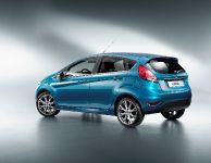 Ford Fiesta (2014) - picture 5 of 9