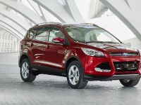Ford Kuga (2014) - picture 1 of 3