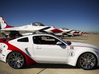 Ford Mustang GT U.S. Air Force Thunderbirds Edition (2014) - picture 3 of 9