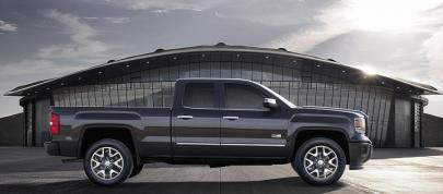 GMC Sierra (2014) - picture 12 of 23