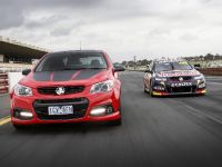 Holden Commodore Craig Lowndes SS V Special Edition (2014) - picture 2 of 7