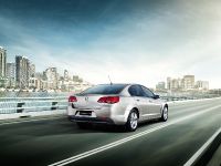 Holden Commodore VF International Edition (2014) - picture 2 of 5