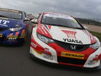 Honda Civic Tourer BTCC (2014) - picture 3 of 9