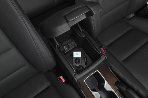 Honda Crosstour (2014) - picture 9 of 25