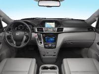Honda Odyssey Touring Elite (2014) - picture 6 of 12