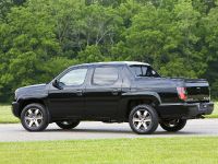 Honda Ridgeline Special Edition (2014) - picture 2 of 2