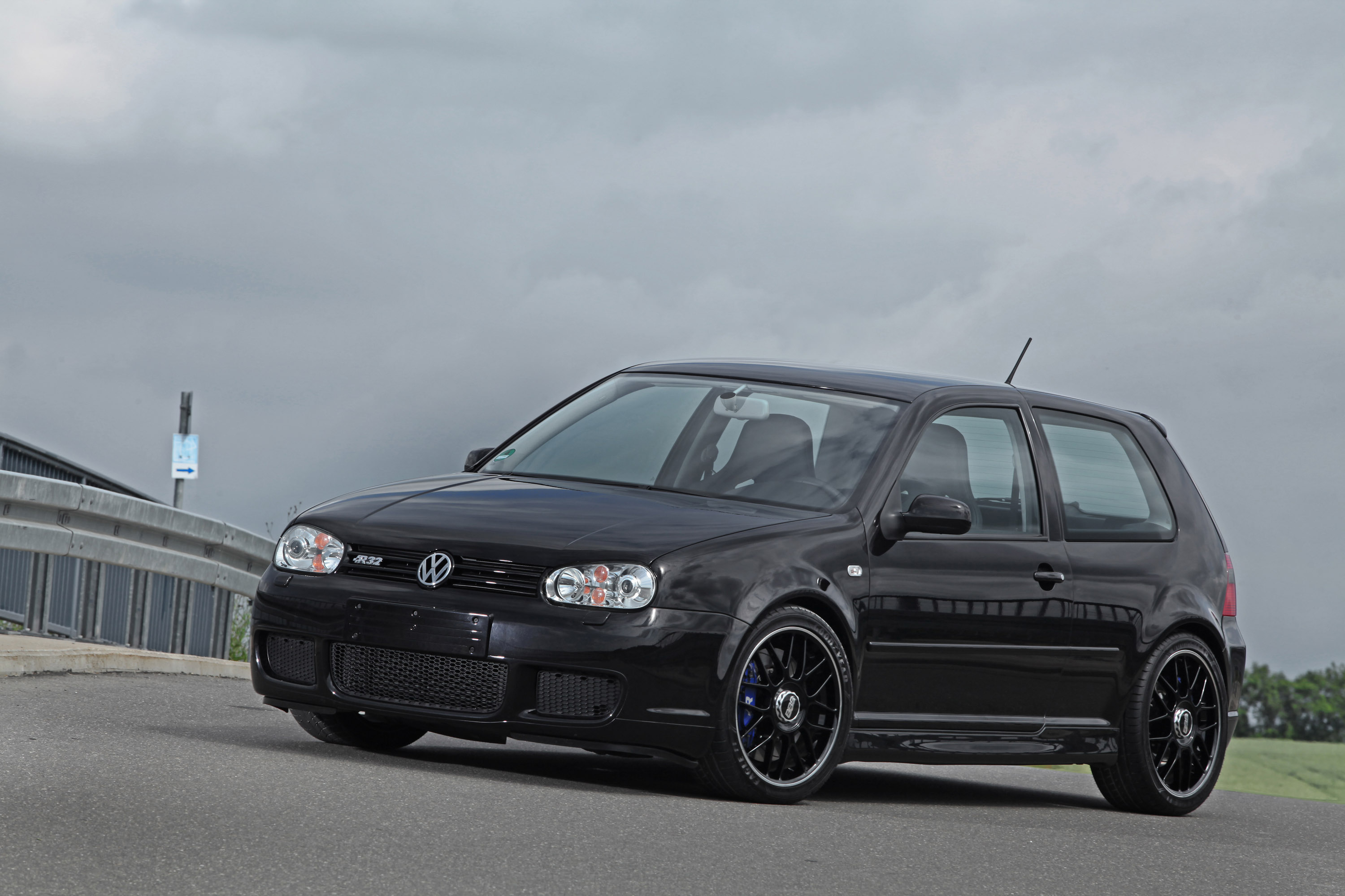 HPerformance Transforms A Golf 4 R32 Into A Serious Powerhouse