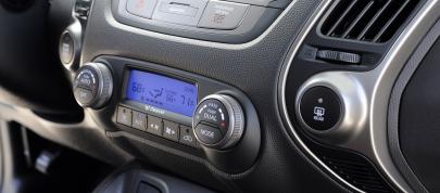 Hyundai Tucson (2014) - picture 7 of 12