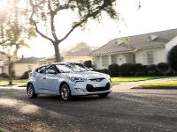 Hyundai Veloster RE-FLEX (2014) - picture 3 of 12