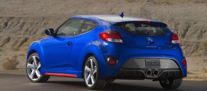Hyundai Veloster Turbo R-Spec (2014) - picture 4 of 4