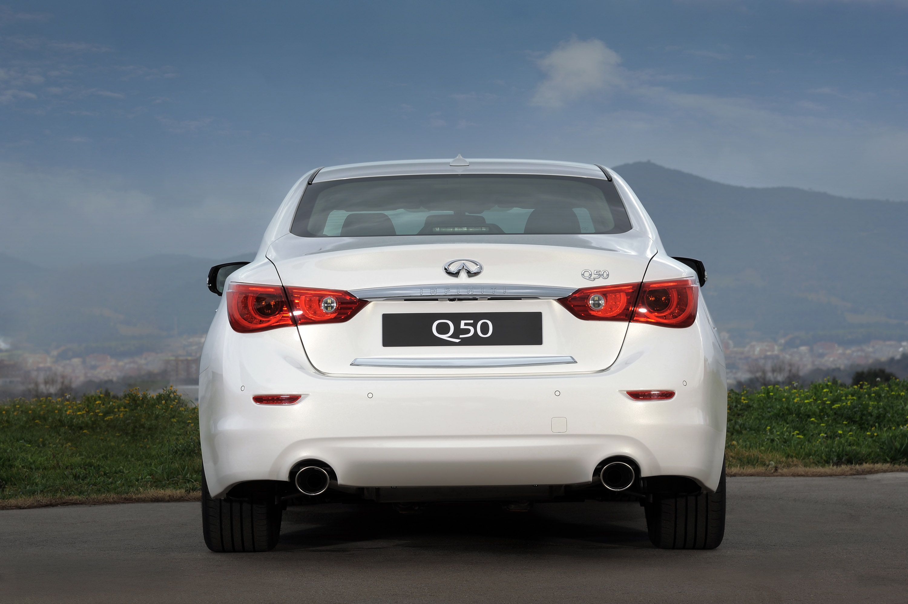 Infiniti Q50