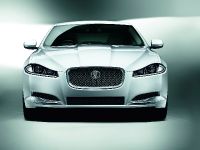 Jaguar XF 2.2 ECO Diesel (2014) - picture 1 of 2