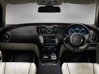 Jaguar XJ (2014) - picture 3 of 6