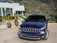 Jeep Cherokee (2014) - picture 2 of 4