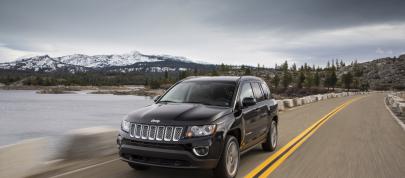 Jeep Compass (2014) - picture 7 of 31