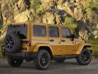 Jeep Wrangler Altitude (2014) - picture 2 of 4
