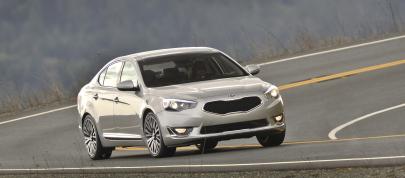 Kia Cadenza (2014) - picture 15 of 28