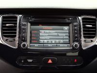 Kia Carens 3 Sat Nav (2014) - picture 3 of 3