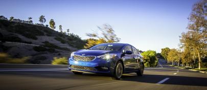 Kia Forte (2014) - picture 4 of 27